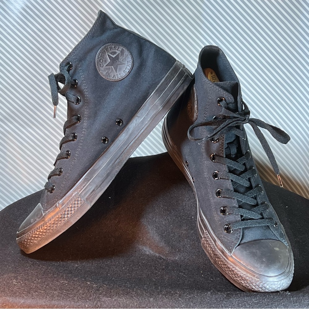 Converse Black Mono Chuck Taylor All Star Classic Hi Top Chucks Mns 12 Wmns 14